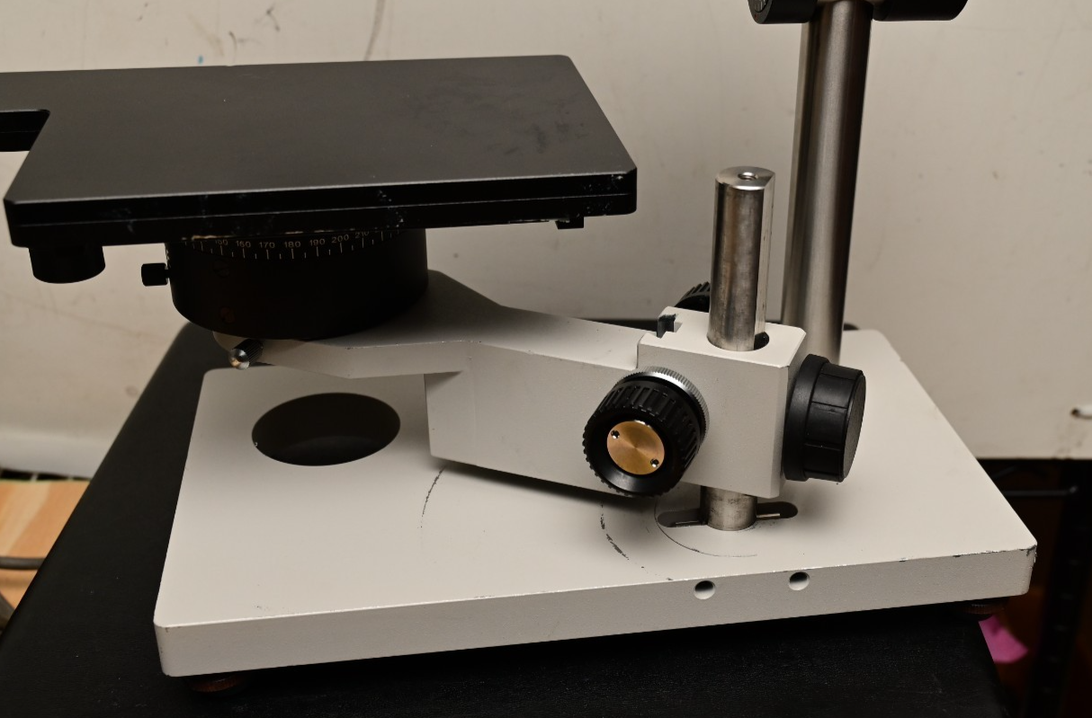 Keyence VHX-100K Microscope Stand w/ Unknown C-Mount Lens Heavy Duty Adjustable