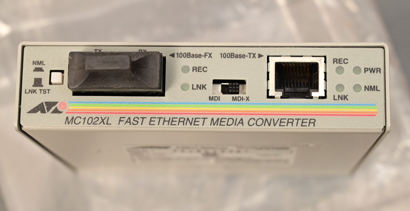 ATI AT-MC102XL Fast Ethernet to Fiber Media Converter NOS Allied Telesyn