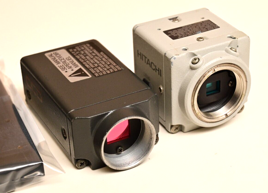 Lot of 2 Hitachi Machine Vision CCD Cameras C-Mount DC Iris KP-D20AU KP-M1U