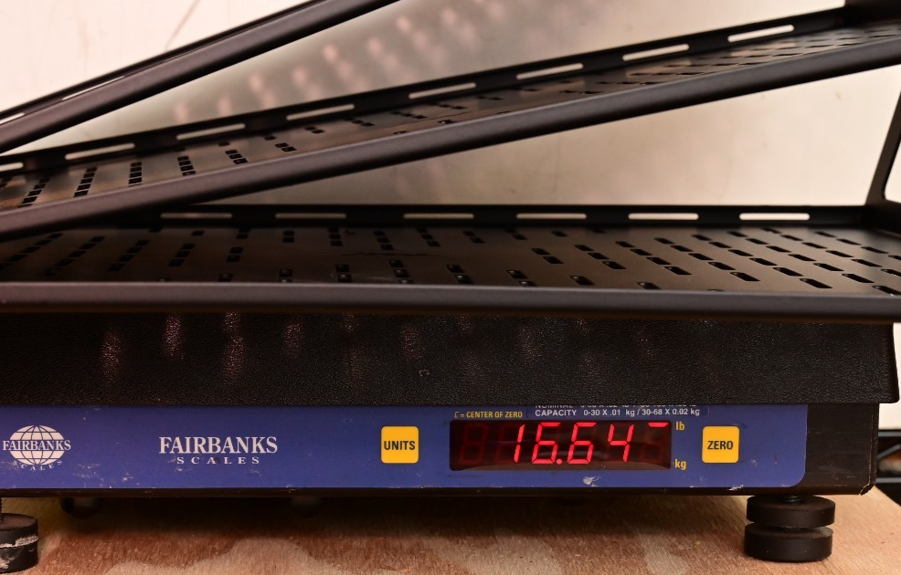 Middle Atlantic U2V Vented Universal Rack Shelf - 2-Spaces 2U 15" Depth