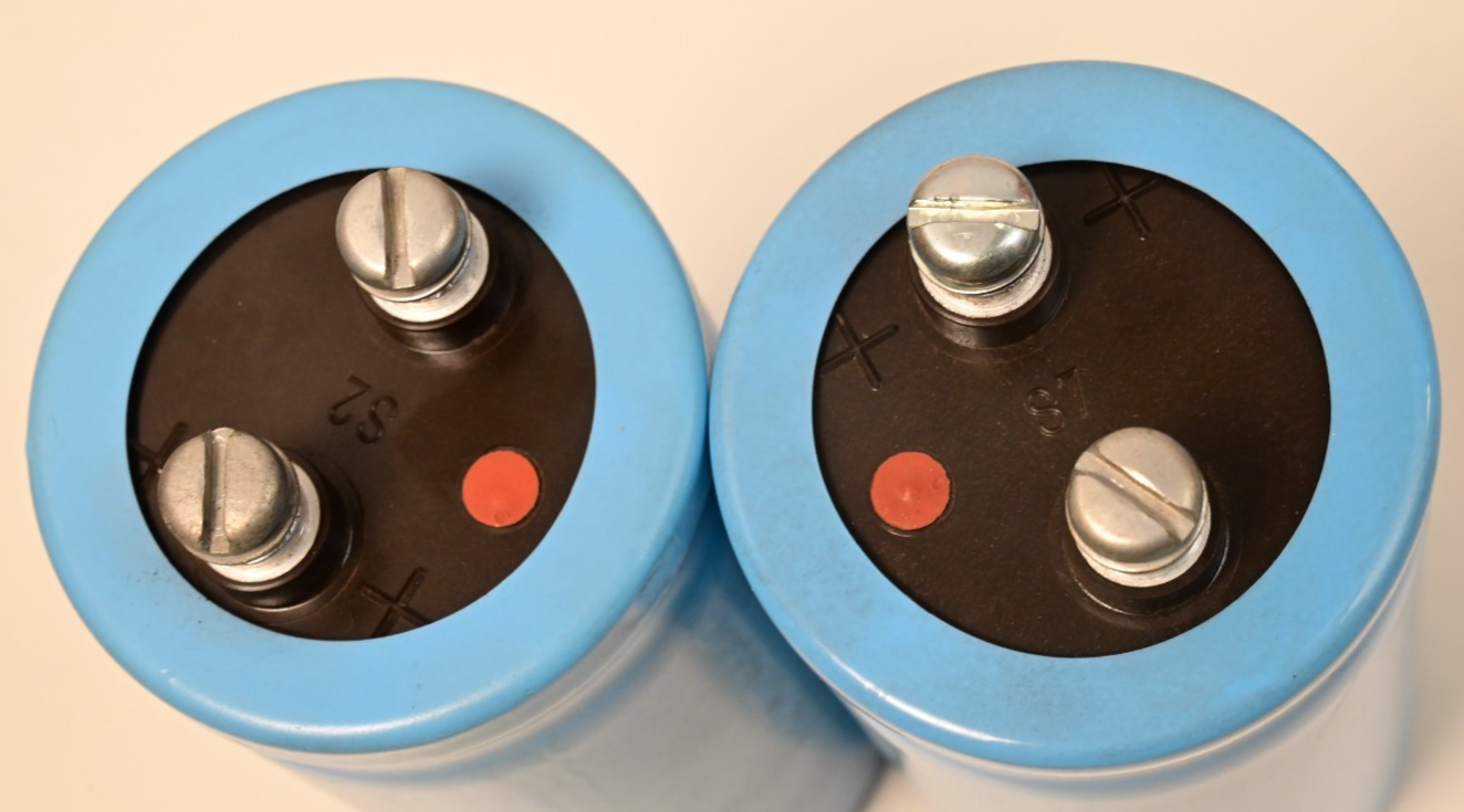 Lot of 8 Large Mallory Screw-Top Electrolytic Capacitors 32,000µF 2,000µF 100µF