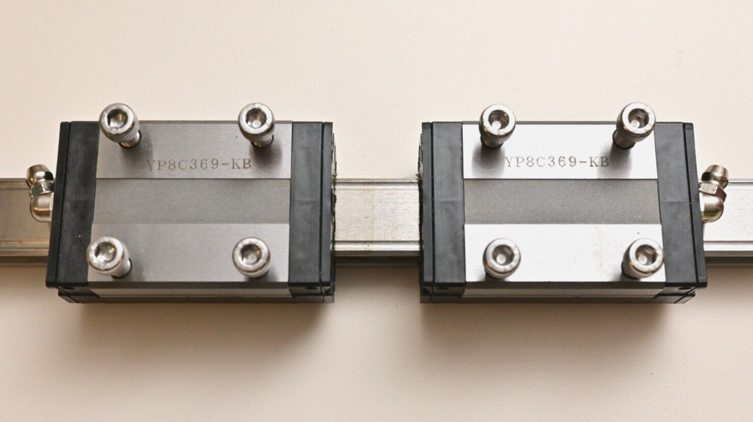 400mm THK Linear Bearing Guide Rail 20mm 2 Blocks SSR20/YP8C369-KB Rear Thread