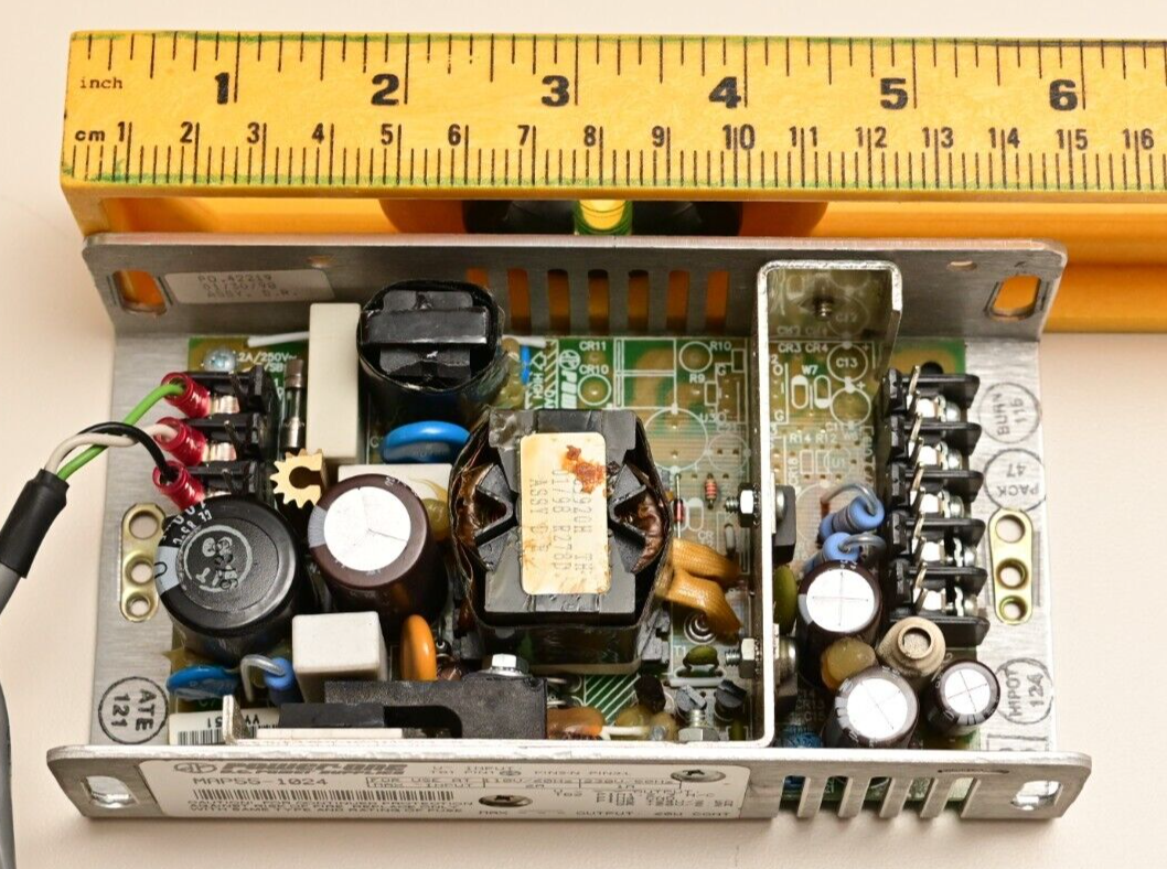 Power-One MAP55-1024 60W DC Power Supply 24VDC@2.5A 28VDC@2.2A 110/230VAC