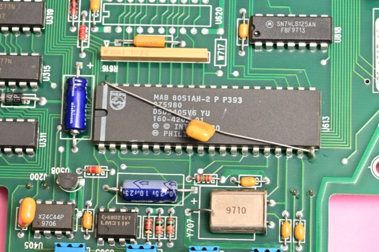 Tektronix 1720 Vectorscope Analog/Digital PC Board MAB 8051AH-2 Gold Plated Conn
