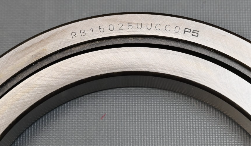 THK RB15025UUCC0 P5 Cross Roller Bearing 150mm ID (Disassembled)