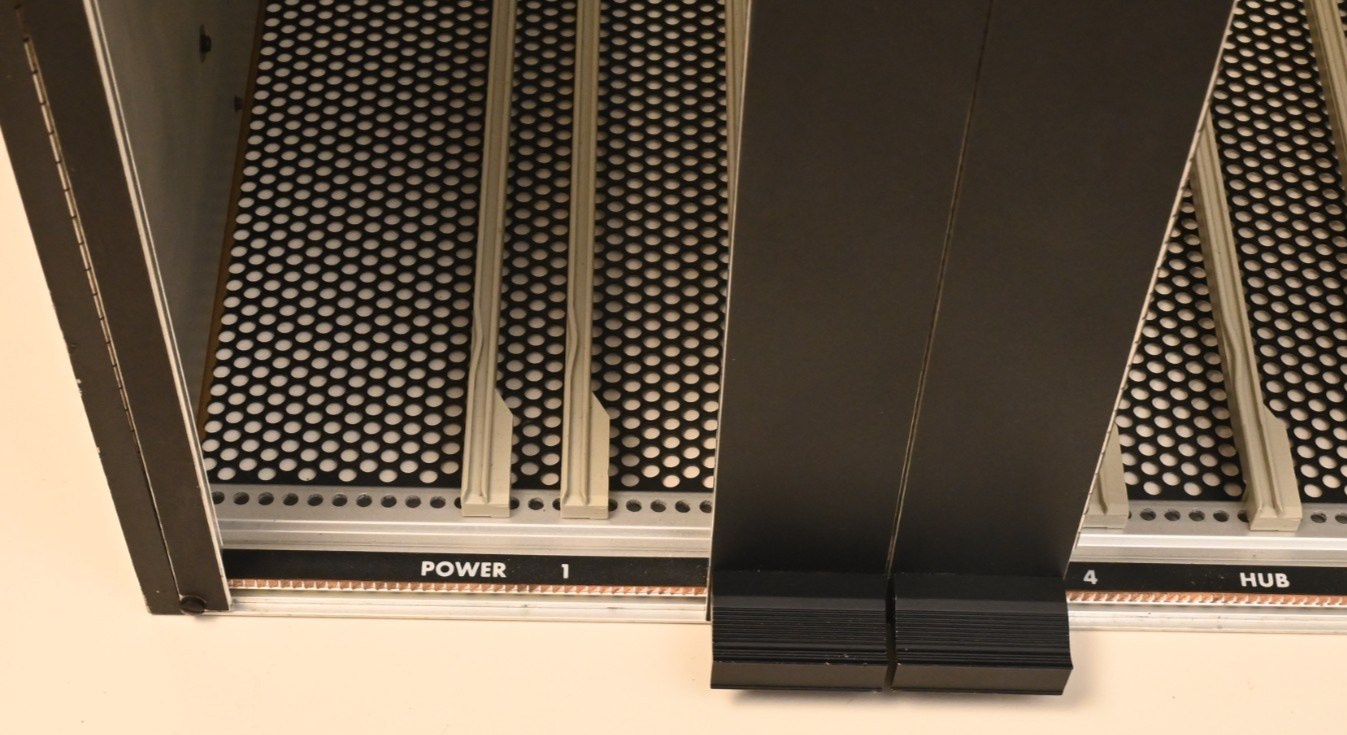 6U Schroff Style Card Slot Chassis 262mm Card Height  Backplane AG Comm. Systems