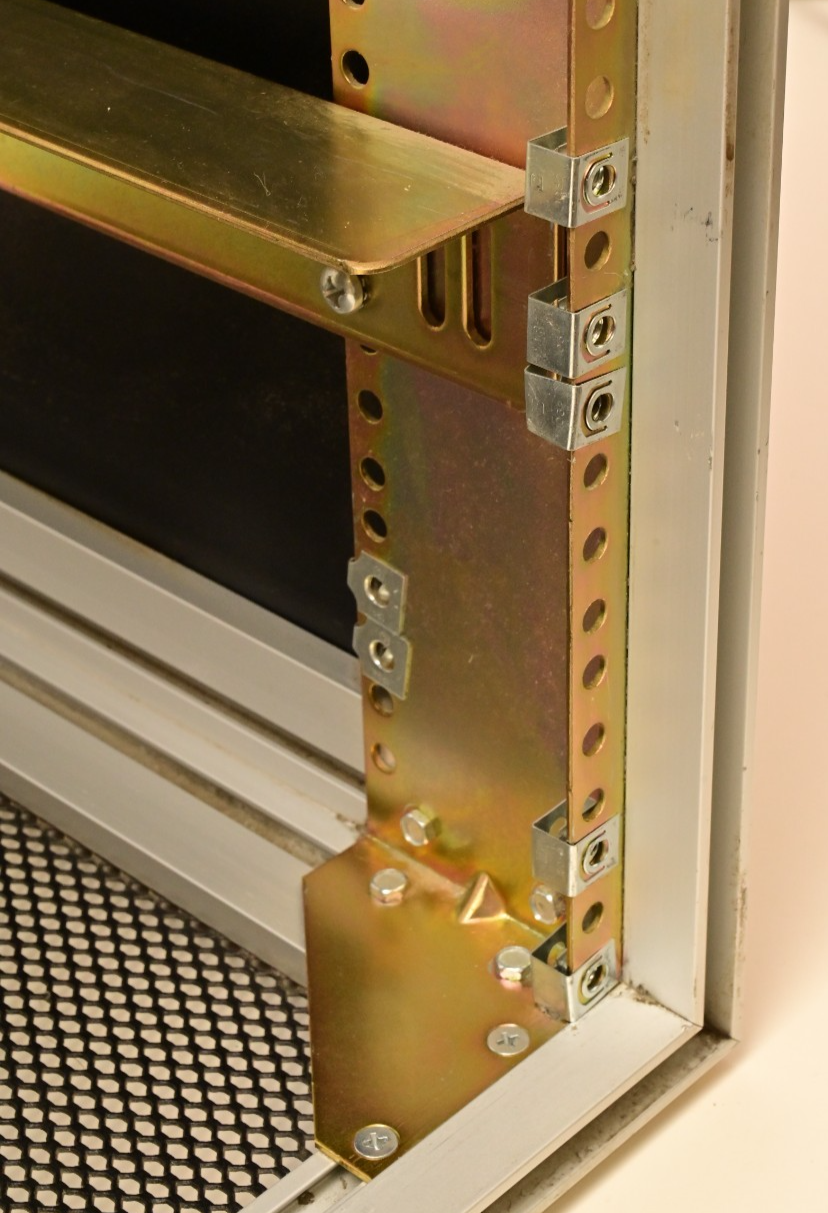 IMS Enclosures 14U Rack Mount Cabinet ~18" Deep Aluminum/Black Fold Out Handles