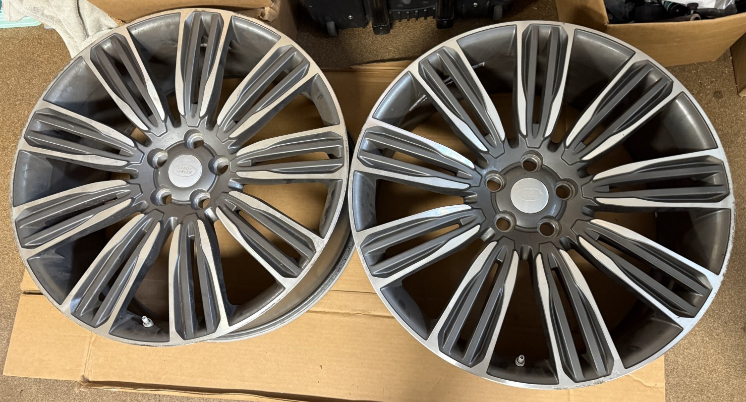 OEM Genuine Range Rover 22" Style 9012 Wheels 9-Split Spoke L405 L494 LR099146