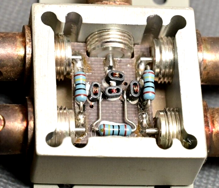 Lot of 10 Mini-Circuits 1:4 Power Splitter Combiner 75 Ohm ZFSC-4-175 BNC