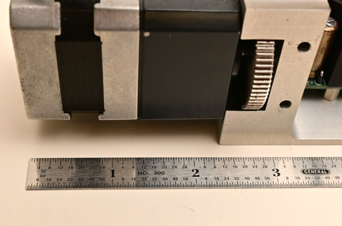 Oriental Motor Vexta 2-Phase Stepper 18:1 Gear PK243A1-SG18 0.1° SLA7026M Driver
