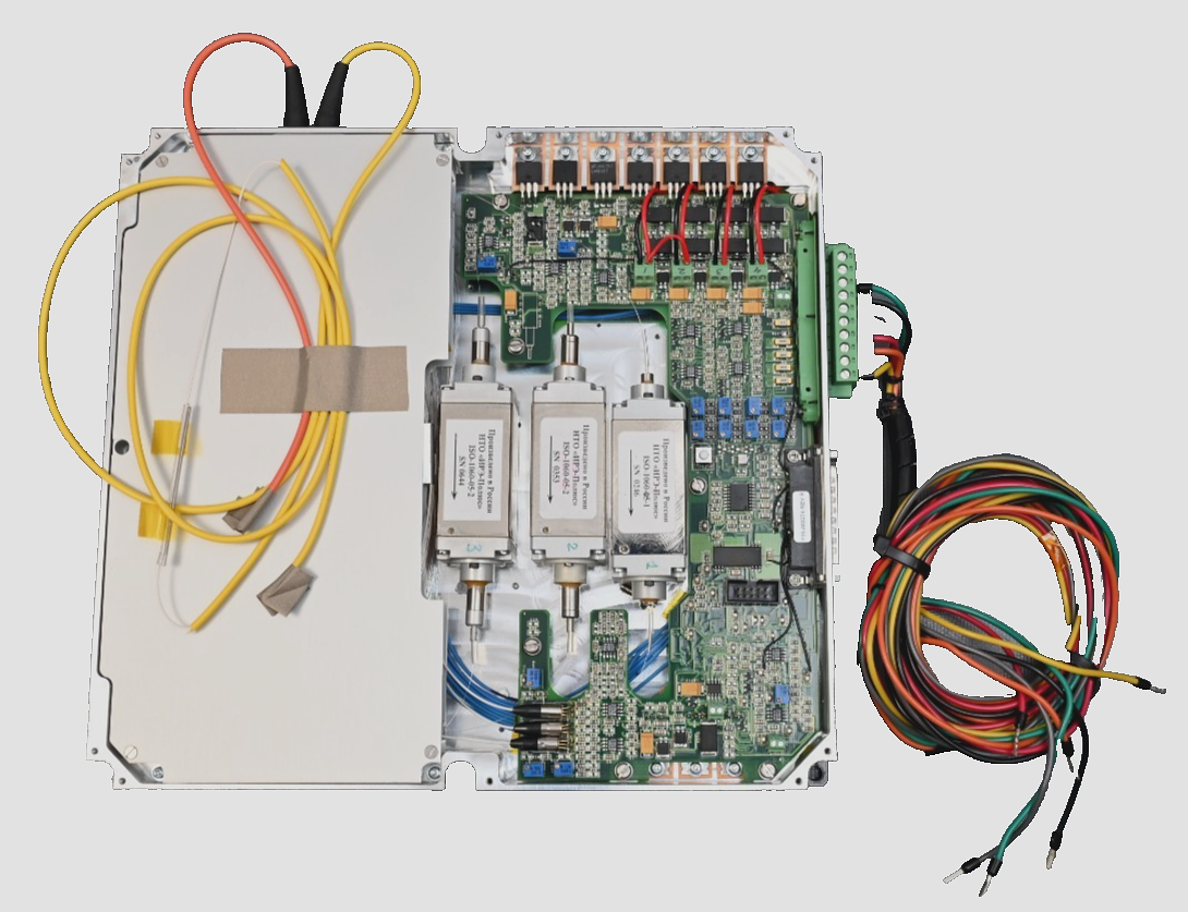 IPG YAR-150K-SF-LM Ytterbium Fiber Amplifier Optical Isolator 1064nm Laser Parts