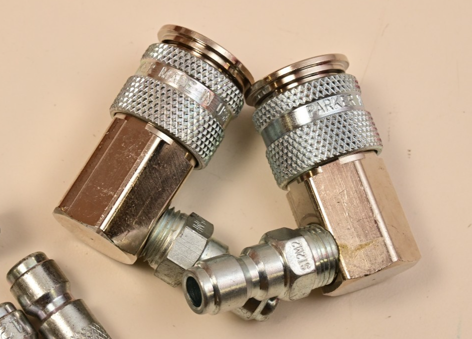 Volvo Service? Adapters Hydraulic/AC 1/4" Quick Connect Parker BRECO Unused