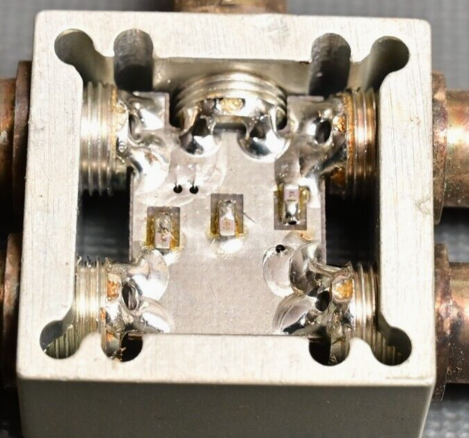 Lot of 10 Mini-Circuits 1:4 Power Splitter Combiner 75 Ohm ZFSC-4-175 BNC