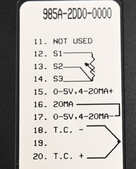Watlow Series 985 Temperature Process Controller 985A-2DD0-0000