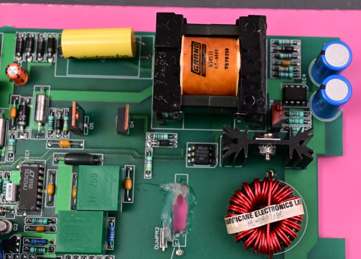 Burdick DC200 PC Board Parts MC68HCP11A0FN Sprague Electrocube Schaffner IT255