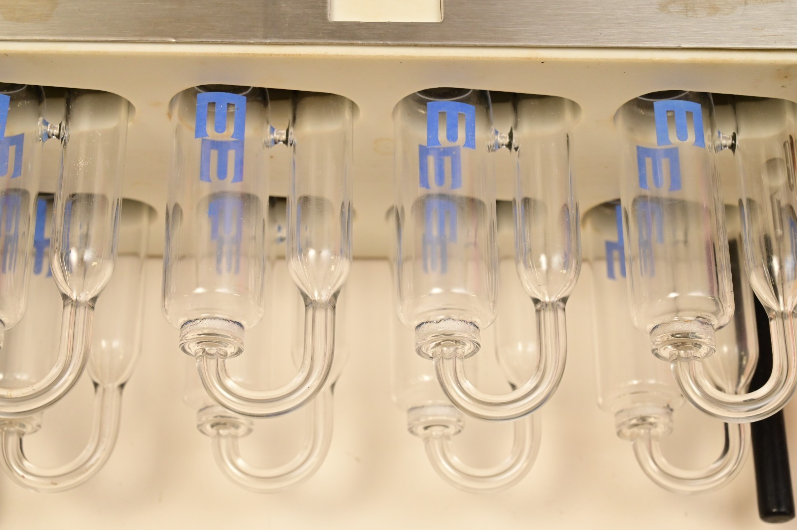 Mettler Toledo Myriad 12 Flow Cell / Vessel / Tube Rack Drug Discovery Synthesis
