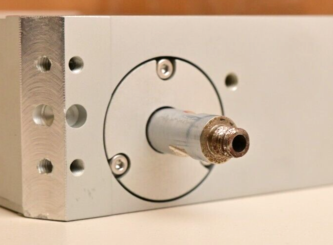 SMAC Rotary Linear Actuator 25mm 24V 76:1 Gear Ratio 5µm Encoder LAR30-25-55CV