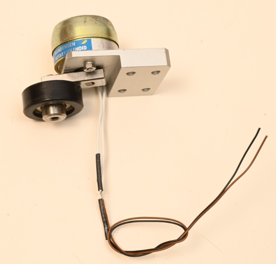 Shidengen 24V Rotary Solenoid Mounted 20mm Arm & 30mm Urethane Wheel S331385829