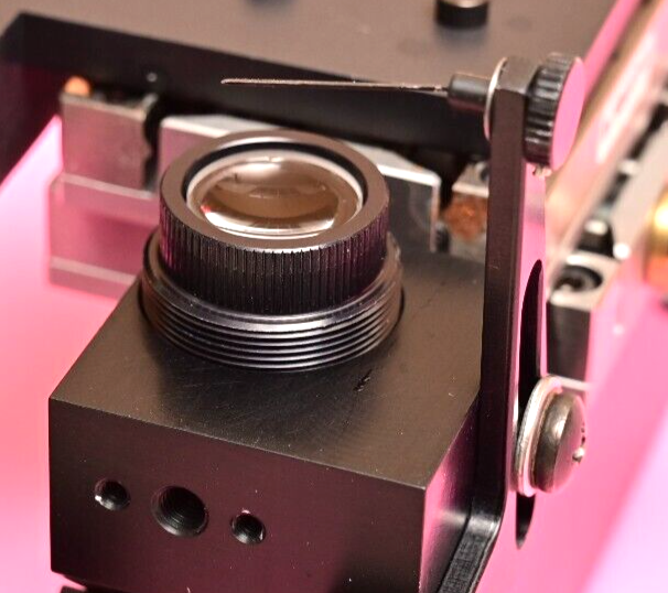 BD LSR II Flow Cytometer Optical Assembly w/ Sensor Newport M-UMR5.16 XY Stages