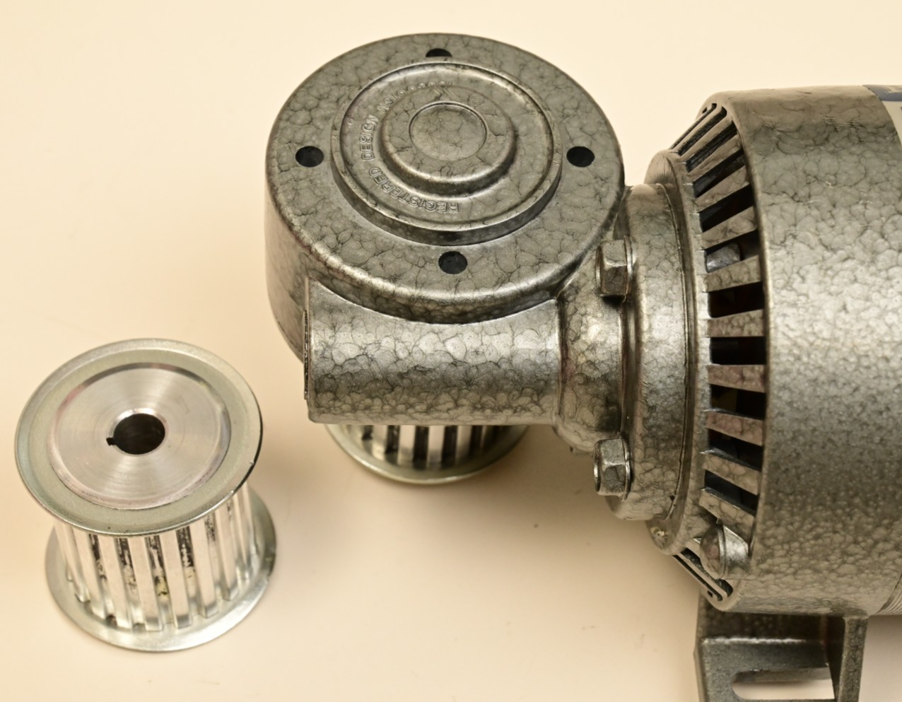 Parvalux REF SD41.S/607626/5C Gearmotor Ratio 22 Gearbox 200/250V Motor & Pulley
