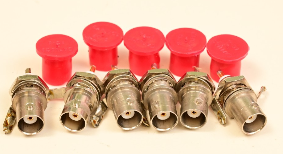 QTY 6 Vintage HP BNC Bulkhead Connectors Female w/ Hardware & Caplugs Gold Pin