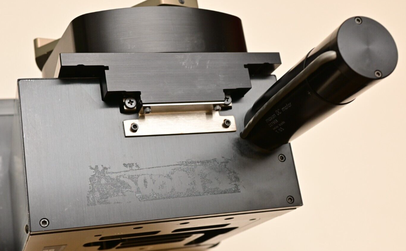 Newport/Kensington Prealigner 300mm Wafer Linear/Rotary Robot Vacuum Laser/CCD