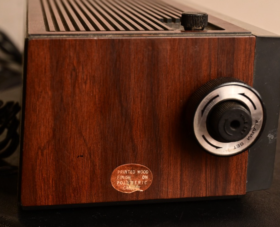 Vintage JULIETTE Clock Radio Flip Clock As-Is FDC-1086A Printed Wood
