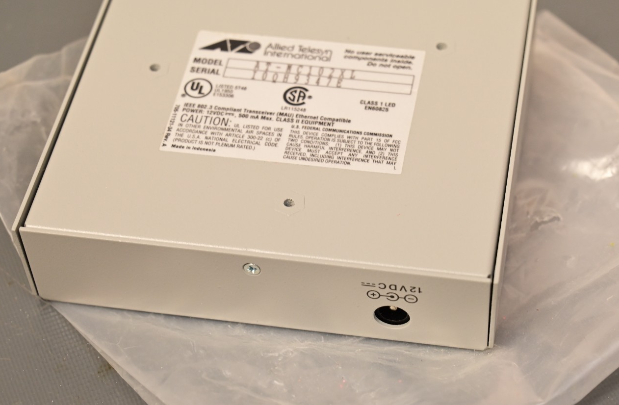 ATI AT-MC102XL Fast Ethernet to Fiber Media Converter NOS Allied Telesyn