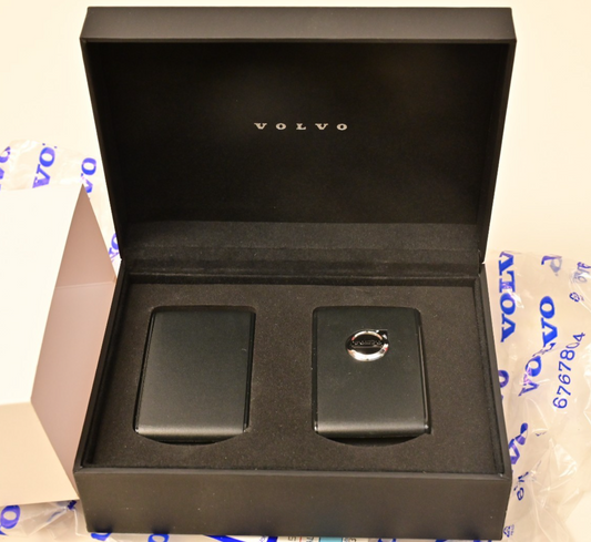 Volvo 31652171 Shell for Remote Keyless in Gift Box NOS Genuine Black XC90 XC60