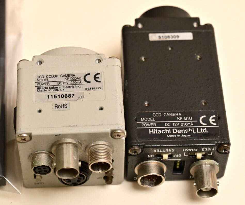 Lot of 2 Hitachi Machine Vision CCD Cameras C-Mount DC Iris KP-D20AU KP-M1U