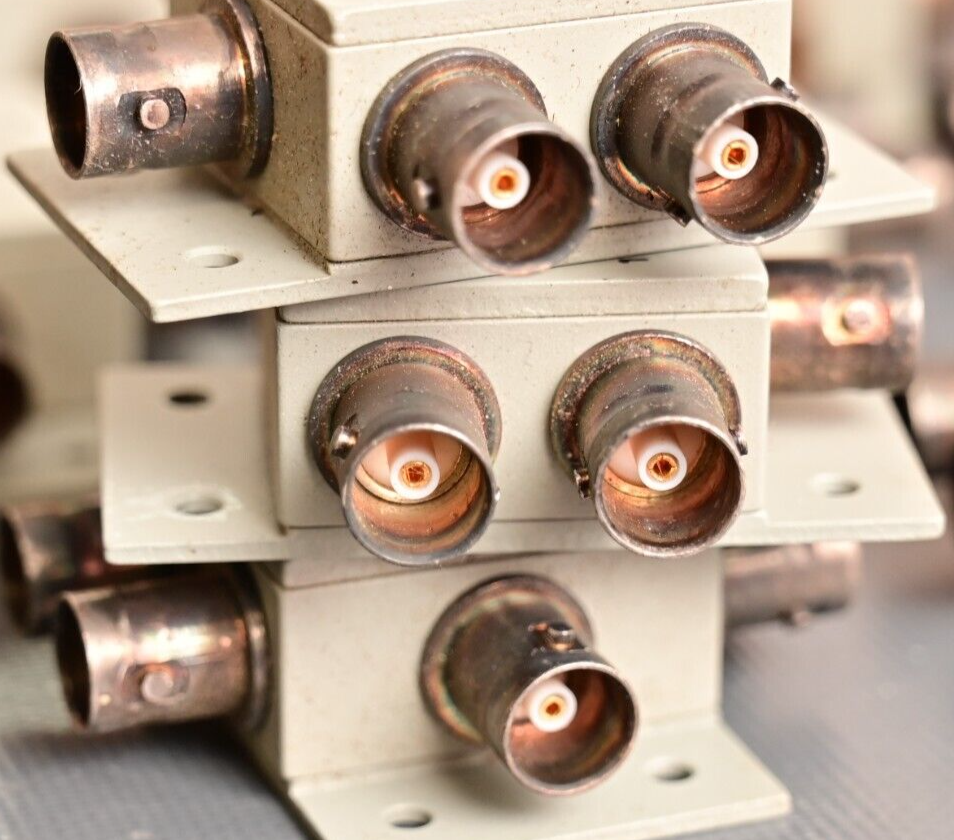 Lot of 10 Mini-Circuits 1:4 Power Splitter Combiner 75 Ohm ZFSC-4-175 BNC