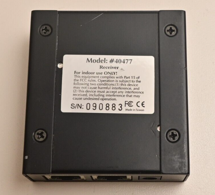 Lot of 5 IT Items Juniper NS-5GT D-Link DES-1105 IOGear Trendnet KVMs TRULink