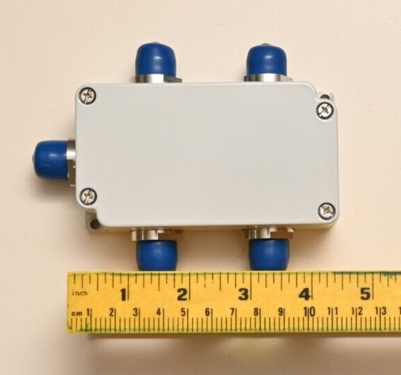 HUBER+SUHNER 9070.17.0008 5x N-Female Metal RF Enclosure 115mmx64mm Weatherproof