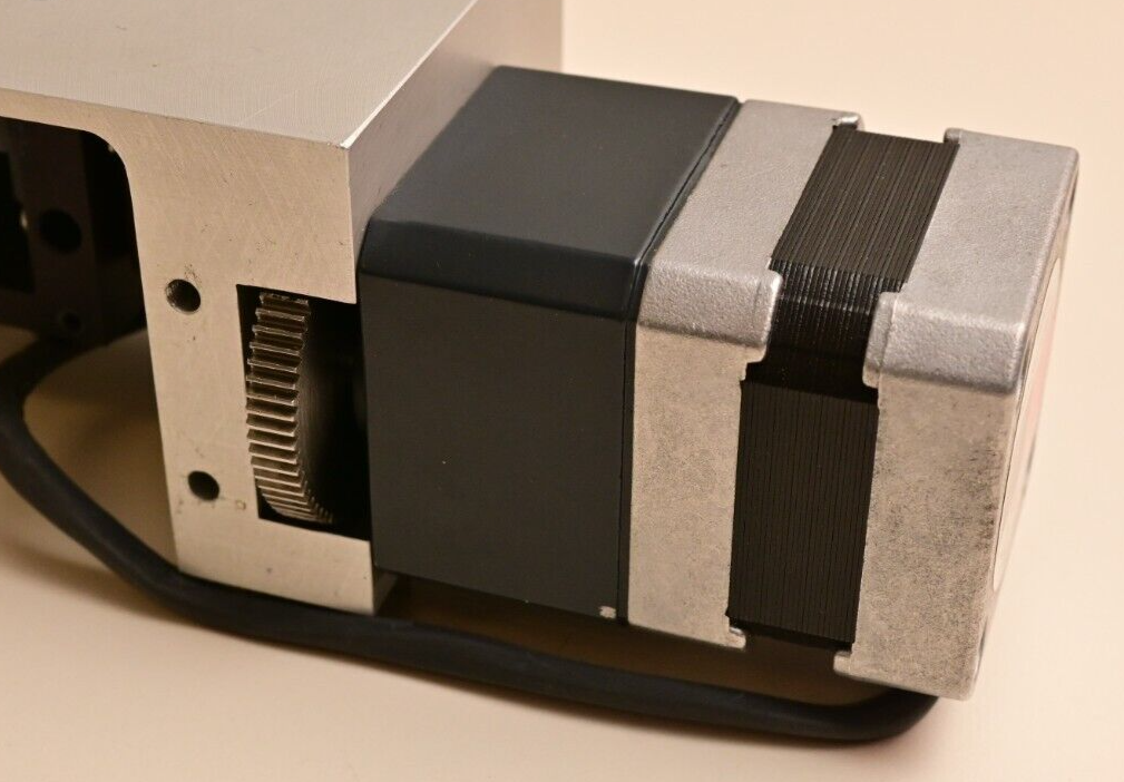 Oriental Motor Vexta 2-Phase Stepper 18:1 Gear PK243A1-SG18 0.1° SLA7026M Driver
