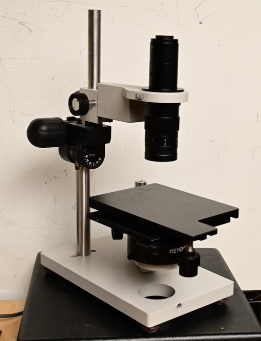 Keyence VHX-100K Microscope Stand w/ Unknown C-Mount Lens Heavy Duty Adjustable