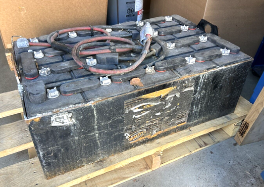 Deka 18-D35-13 Forklift Battery 36V Untested