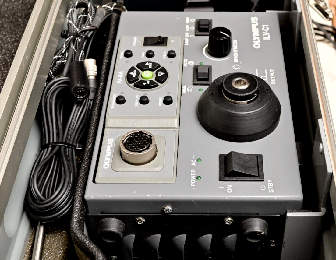Olympus ILV-C1 DSM-2 Borescope Illuminator Floppy LCD w/ Case 944th Engine Shop