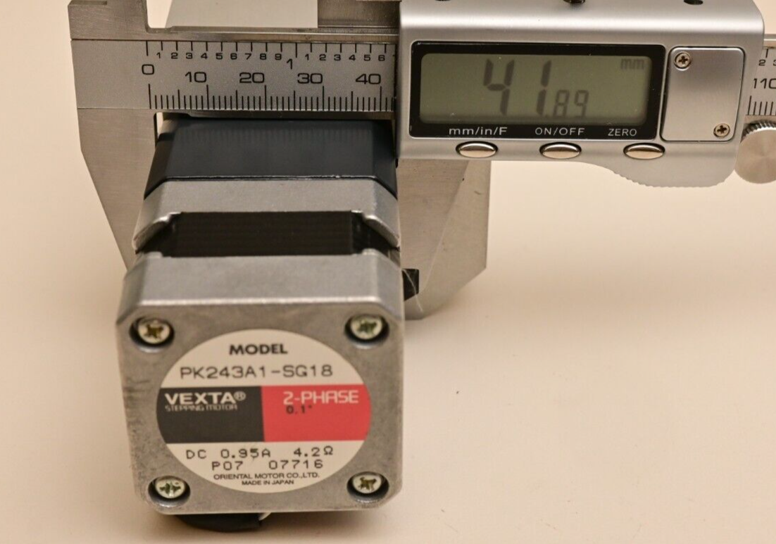 Oriental Motor Vexta 2-Phase Stepper 18:1 Gear PK243A1-SG18 0.1° SLA7026M Driver