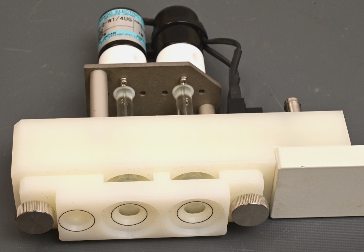 CTC Analytics Wash/Waste Attachment for Robotic HPLC System Takasago STV Valve