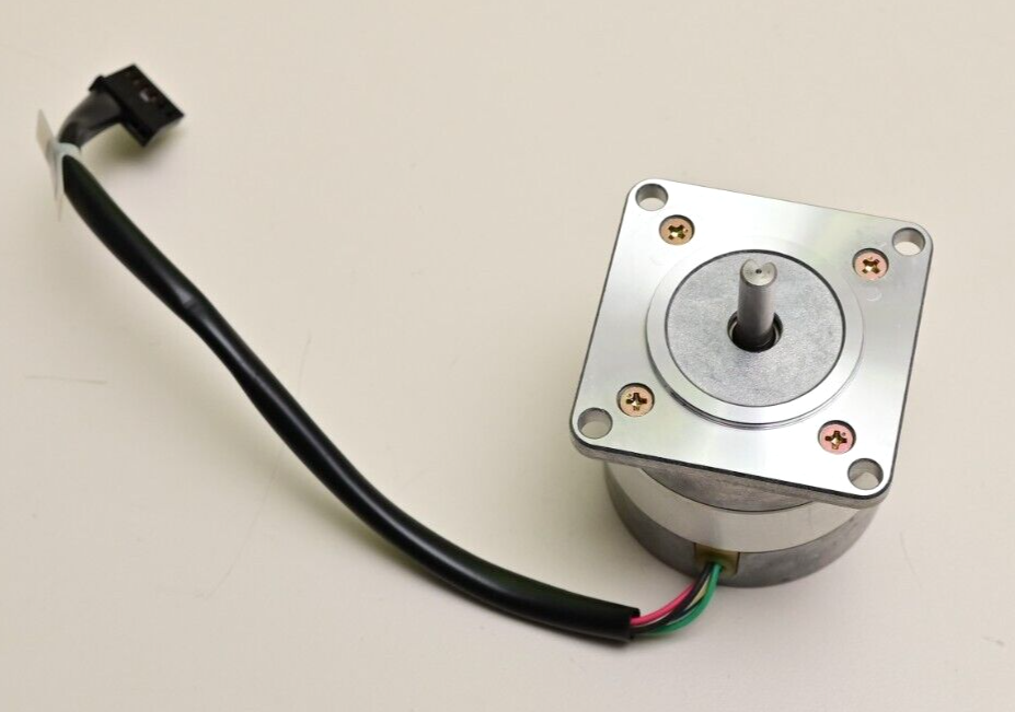 Oriental Motor VEXTA 2-Phase Stepper PH265-01-C16 1.8deg 6V 0.85A V-Cut Shaft