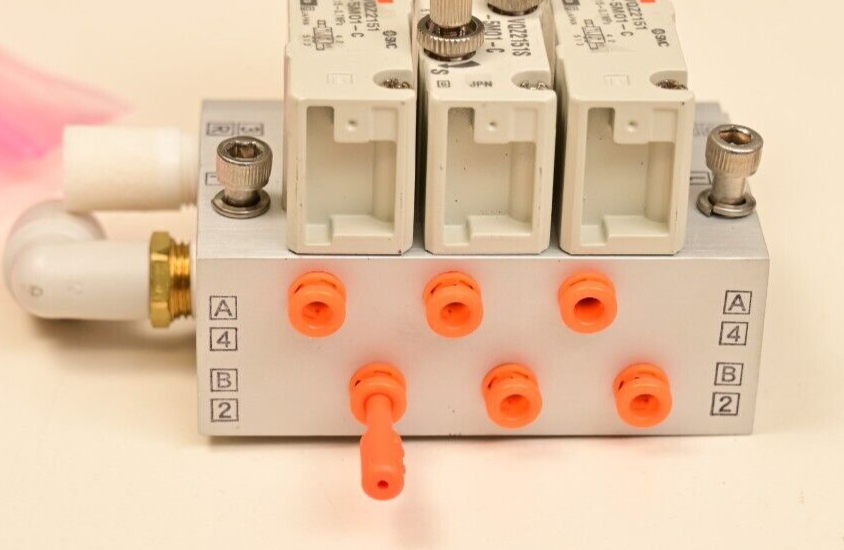 3-Channel SMC Air Solenoid Valves w/ Manifold VQZ2151-5M01-C VQ2151S-5M01-C