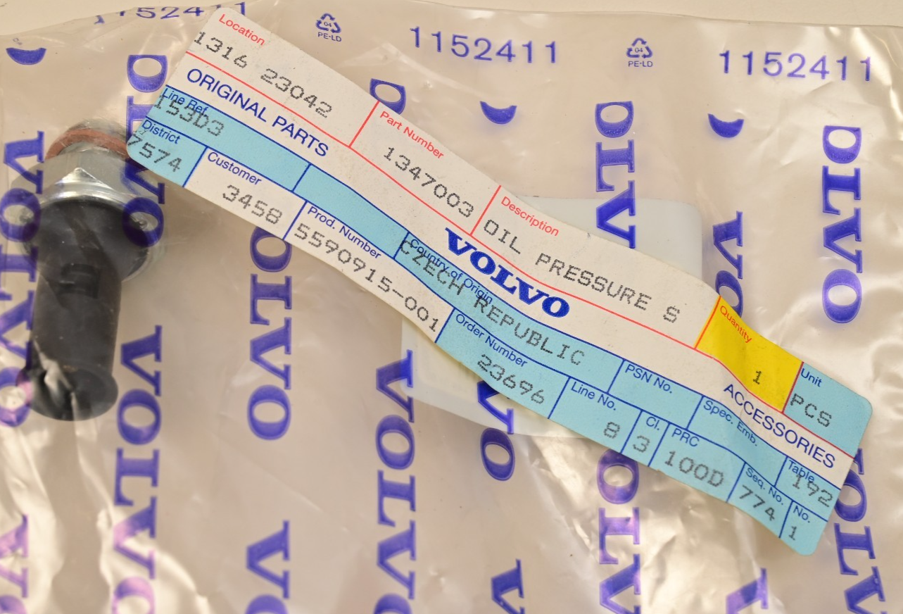 Volvo Engine Oil Pressure Switch P/N 1347003 Genuine Volvo Sealed NOS