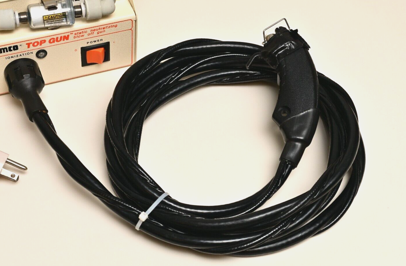 Simco Top Gun Static Neutralizing Blow Off Gun ESD Safety 5.8kV 1-100PSI