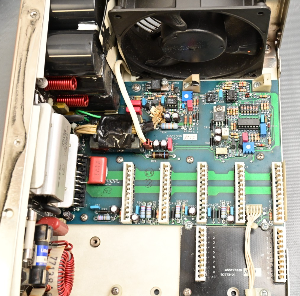 Power-One SPM5A2A2KHR DC Power Supply Chassis Empty As-Is 1500W 2x5V@150A 300VDC
