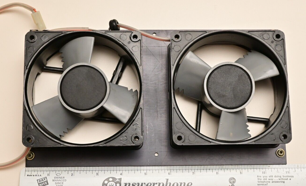 QTY 2 Comair Rotron Whisper-XL Cooling Fans WX2A1 115VAC 0.07A Plate Mounted