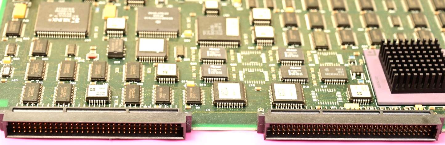 HP 64700B Emulator CPU Board Motorola 68k Gold/Ceramic CPU RAM Gold Connectors