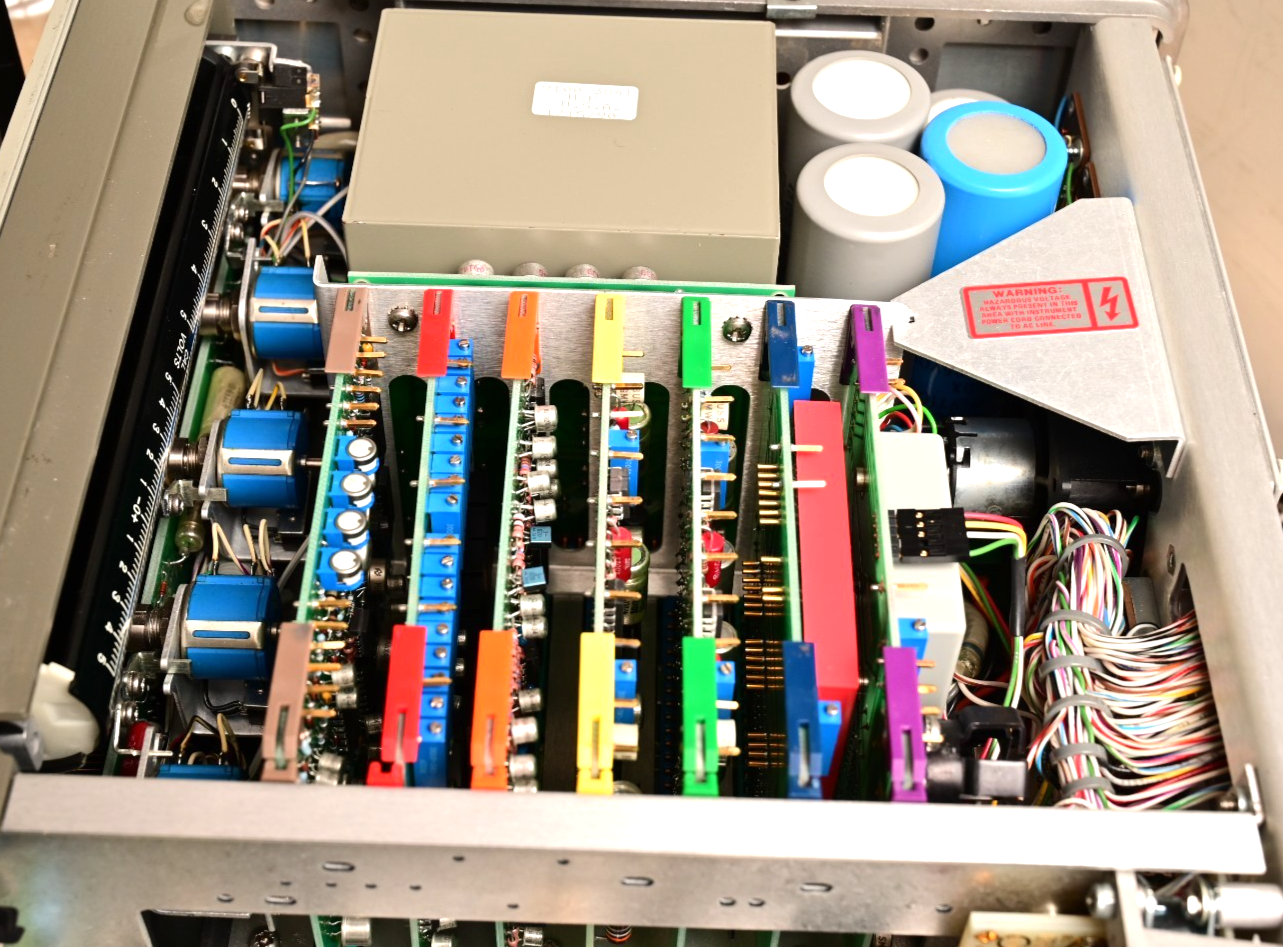 HP 8620C Sweep Oscillator w/ 86245A-H28 RF Plug-In 5.9-8.0GHz USAF Surplus
