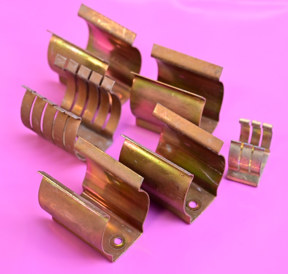 Lot of 6 Large Capacitor Mounts Brass/Copper