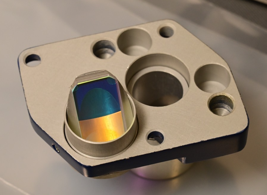 QTY 14 Spectrum Technologies UK LC 15W Laser Optical Path Parts Mirrors Mounts