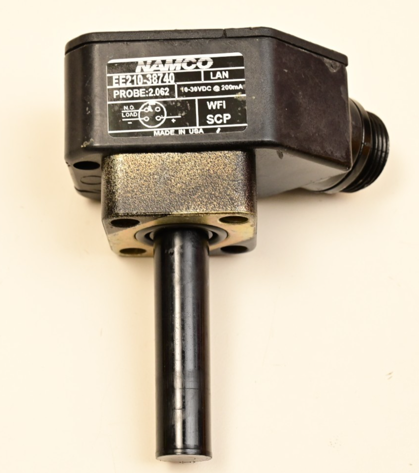 NAMCO Inductive Sensor EE210-38740 3000 PSI Hydraulic/Pneum Cylinder Probe 2.062